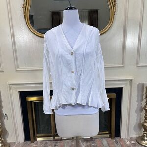 Bodil White 100% Linen Top‎ M Made in USA Raw Edge Button Front Peplum Blouse